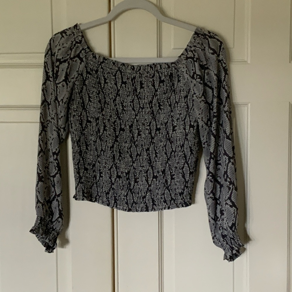 Guess Black and White Patterned Blouse